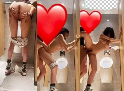 Hai đứa trốn vào WC vụng trộm với em người yêu